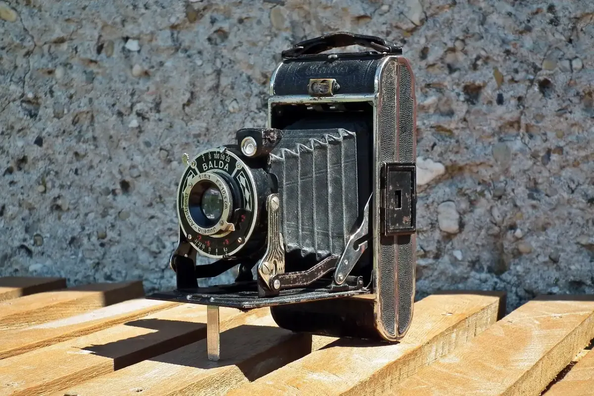 Alte albanische Fotografien: Ein Blick in die Vergangenheit